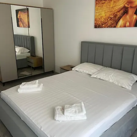 303 B1 Almar Luxury Residence-renting & Free Pool