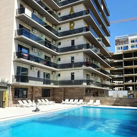 303 B1 Almar Luxury Residence-renting & Free Pool Апартаменты *