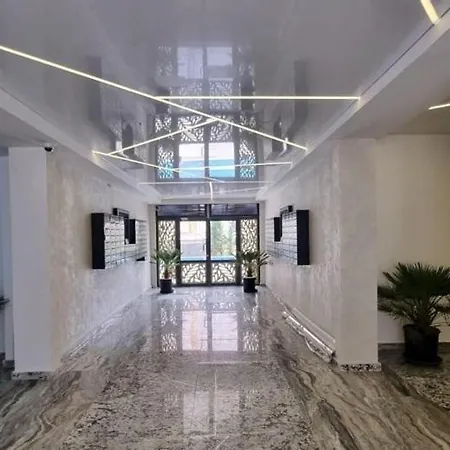 Appartement 303 B1 Almar Luxury Residence-renting & Free Pool *